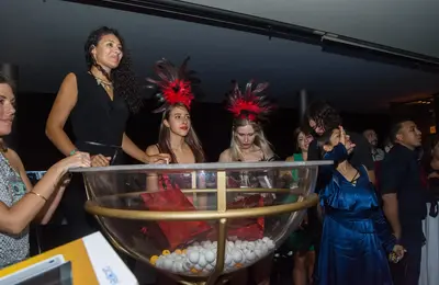 Copa tómbola para sorteos, foto 1 de 4