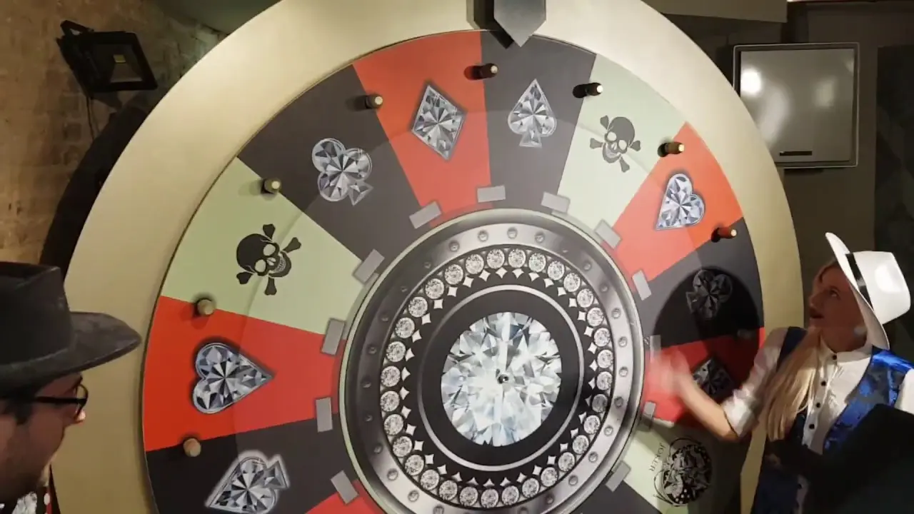 Ruleta de la Fortuna grande en un evento real